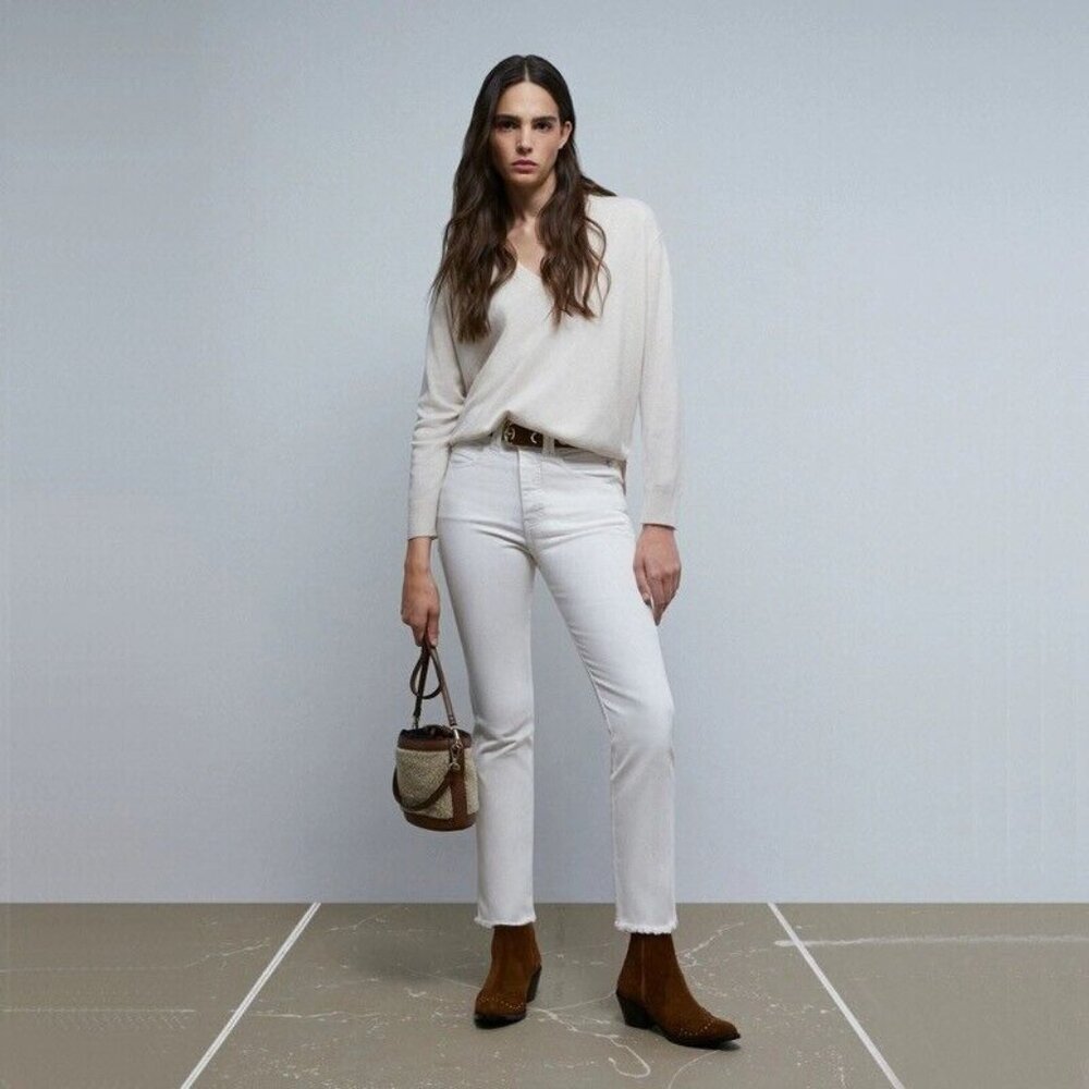 NWOT Scalpers Pullover Sweater Cream Size L Woman V-neck